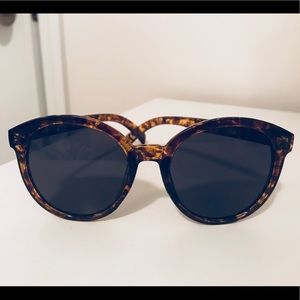 Faux Tortoiseshell Sunglasses